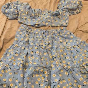 Ladies blue floral Shein skirt and crop top set